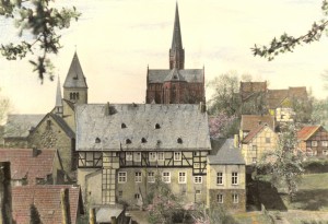 Stiftsgebäude vor 1945, kolorierte Postkarte